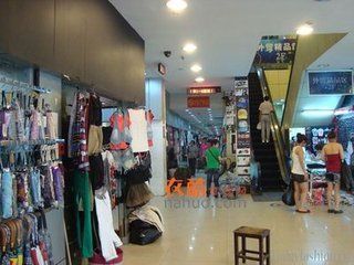 杭州中星外貿(mào)服飾城全攻略 地址交通、拿貨秘訣與營業(yè)指南