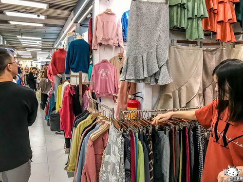 歲末淘貨一日記 在廣州十三行，感受服裝批發集散地的年末清倉狂潮